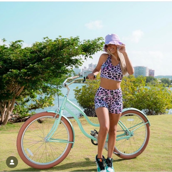 Gym Set / top (up to 34 D ) - Picture 5 of 5